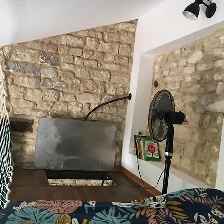 Petit Cosy Au Bord Du Ruisseau Apartment *